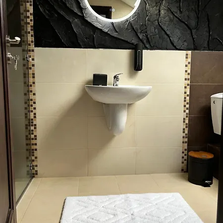 Pointview House Gesha