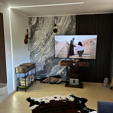 Апартамент Pointview House Gesha *
